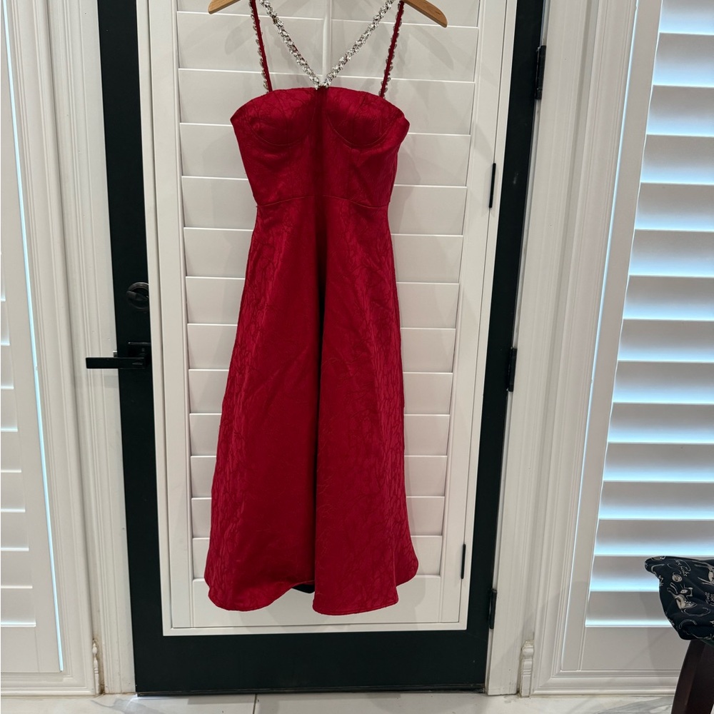 Chou Chou Women’s Dress Chic Strapless Red Dress
“Be simple yet‎ Elegant”
